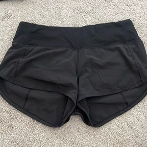 Lululemon SPEED UP LOW RISE LINED SHORTS 2.5”